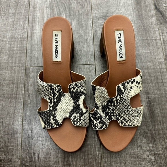 Steve Madden Snakeskin Kelsie Heeled Sandals Size 7 - Picture 2 of 5